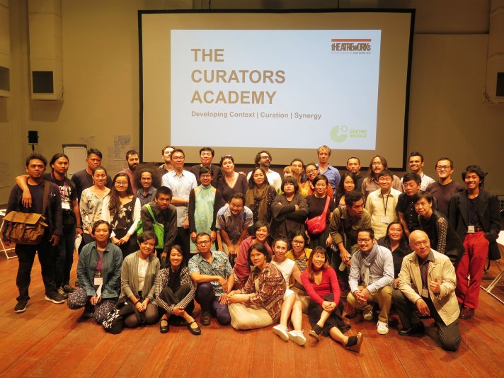 Curators Academy Group Photo.jpg